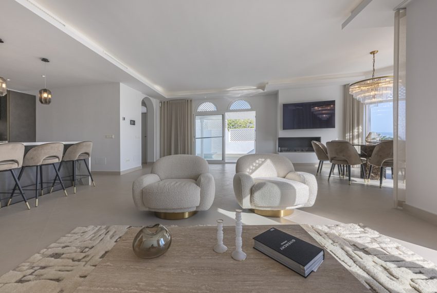 R5129248-Apartment-For-Sale-The-Golden-Mile-Middle-Floor-3-Beds-195-Built-11