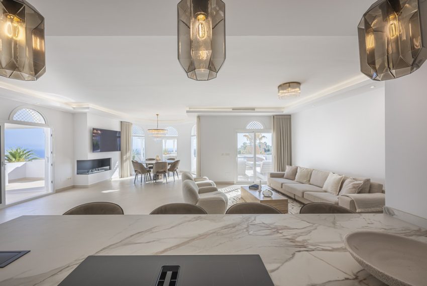 R5129248-Apartment-For-Sale-The-Golden-Mile-Middle-Floor-3-Beds-195-Built-15