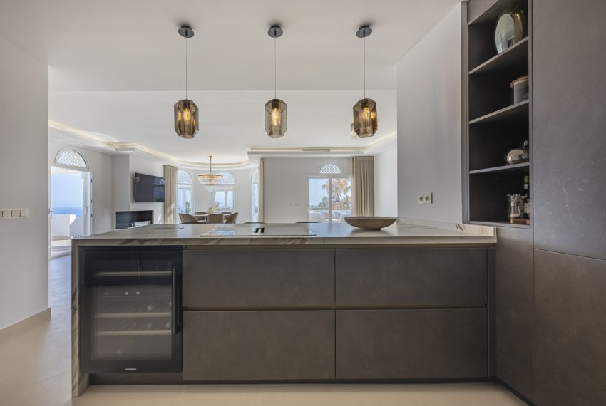 R5129248-Apartment-For-Sale-The-Golden-Mile-Middle-Floor-3-Beds-195-Built-18