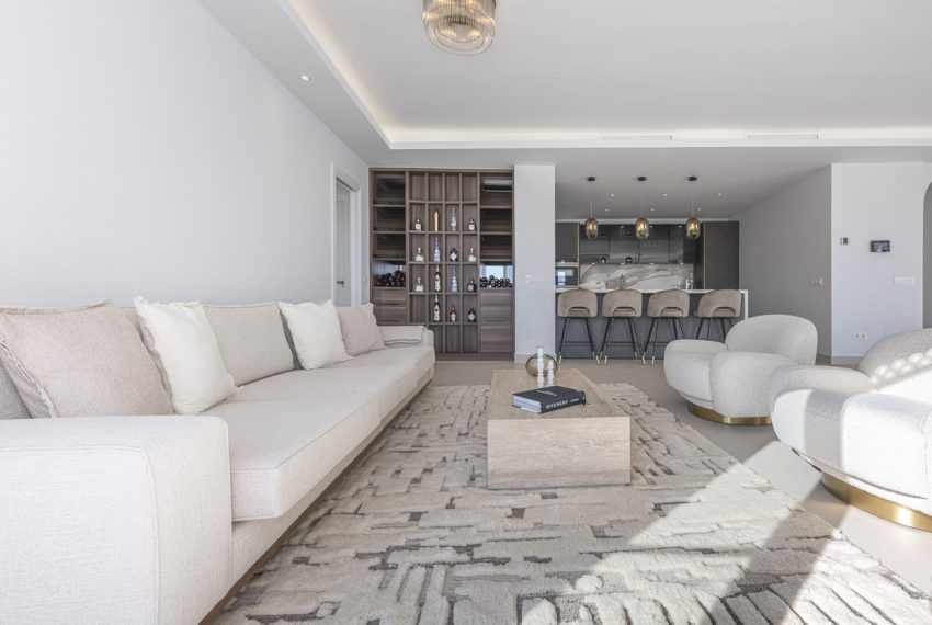 R5129248-Apartment-For-Sale-The-Golden-Mile-Middle-Floor-3-Beds-195-Built-7
