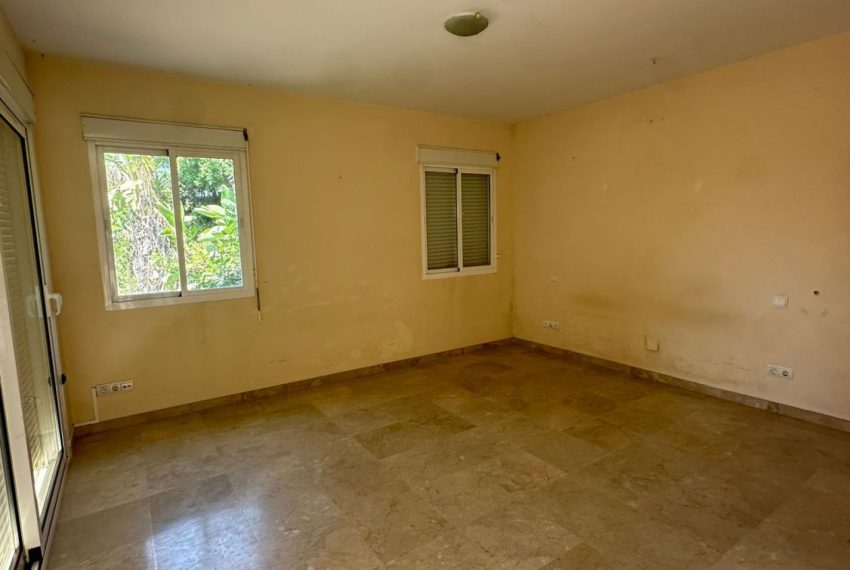 R5129251-Townhouse-For-Sale-Nueva-Andalucia-Terraced-3-Beds-441-Built-9