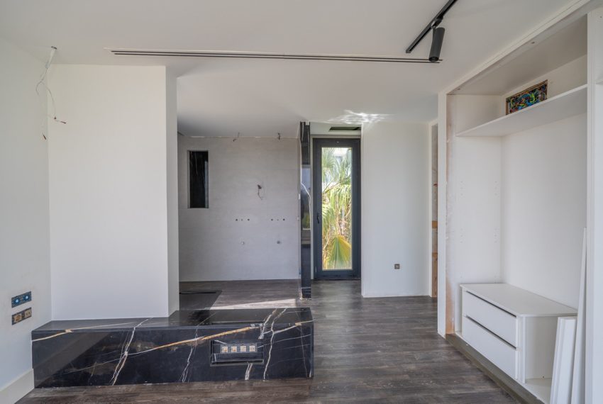R5129257-Villa-For-Sale-New-Golden-Mile-Detached-3-Beds-165-Built-11