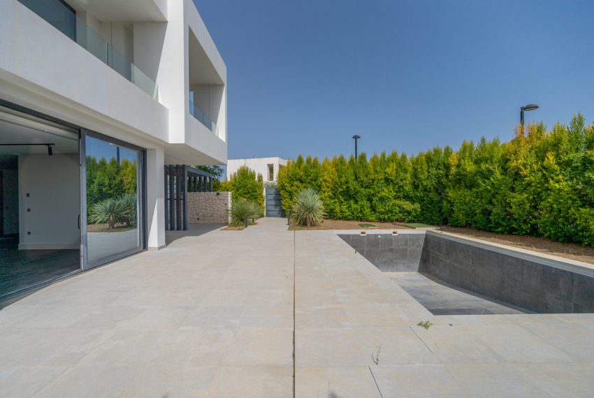 R5129257-Villa-For-Sale-New-Golden-Mile-Detached-3-Beds-165-Built-3