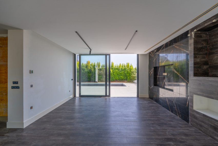 R5129257-Villa-For-Sale-New-Golden-Mile-Detached-3-Beds-165-Built-7