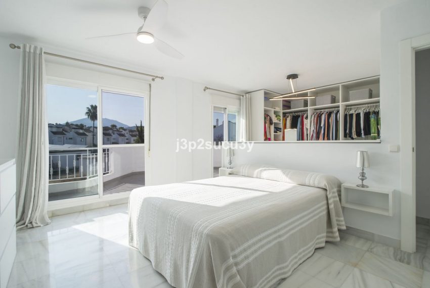 R5129542-Townhouse-For-Sale-Nueva-Andalucia-Semi-Detached-3-Beds-167-Built-13