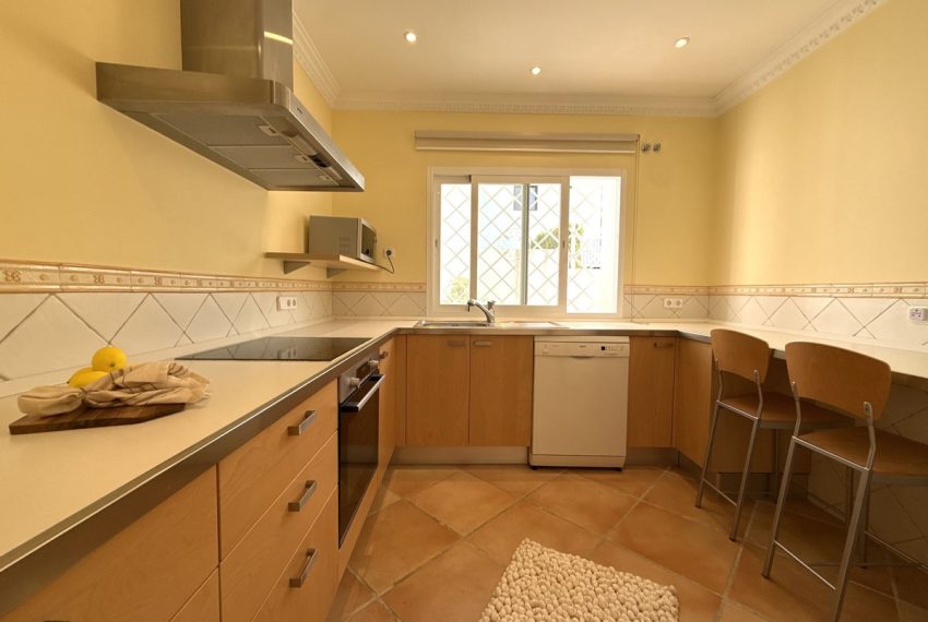 R5129566-Villa-For-Sale-San-Pedro-de-Alcantara-Semi-Detached-3-Beds-145-Built-2
