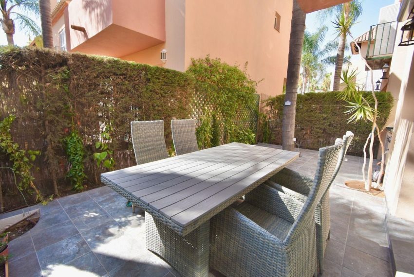 R5129914-Villa-For-Sale-Nueva-Andalucia-Semi-Detached-4-Beds-191-Built-10