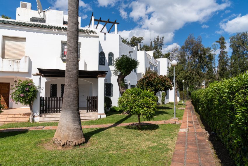 R5130007-Townhouse-For-Sale-Nueva-Andalucia-Terraced-3-Beds-156-Built-13