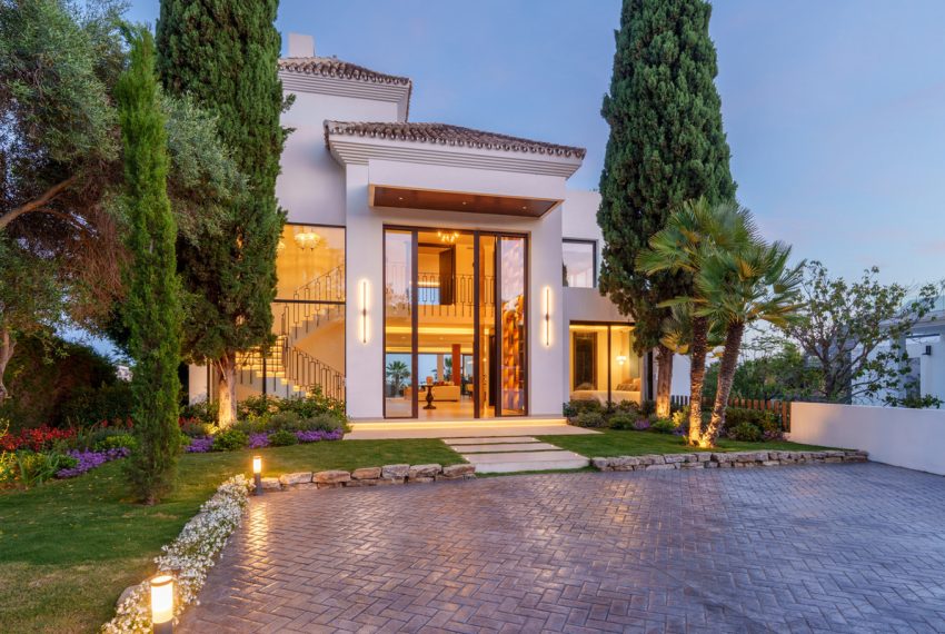 R5130034-Villa-For-Sale-Nueva-Andalucia-Detached-6-Beds-789-Built