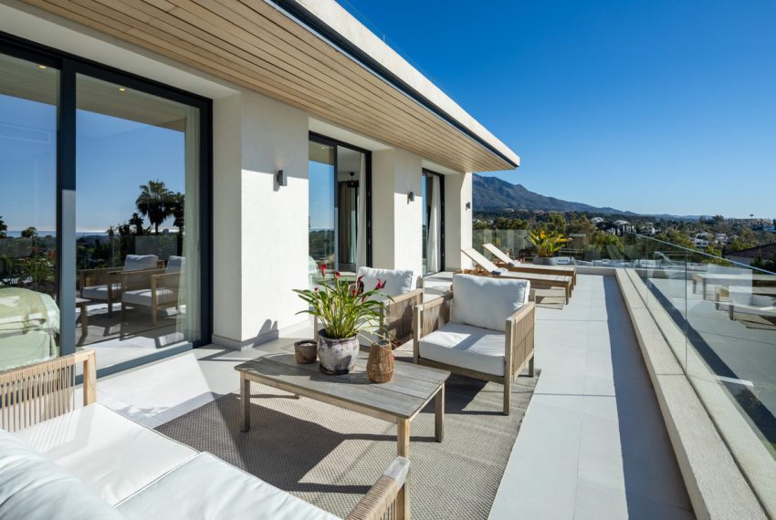 R5130079-Villa-For-Sale-Nueva-Andalucia-Detached-5-Beds-404-Built-16