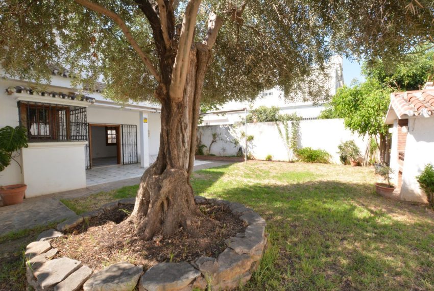 R5130559-Villa-For-Sale-Marbella-Detached-5-Beds-369-Built-11