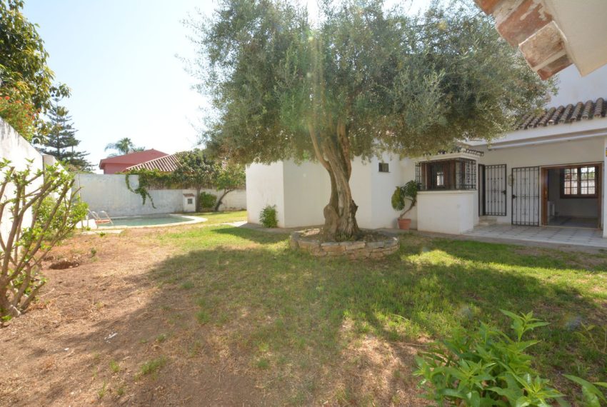 R5130559-Villa-For-Sale-Marbella-Detached-5-Beds-369-Built-8