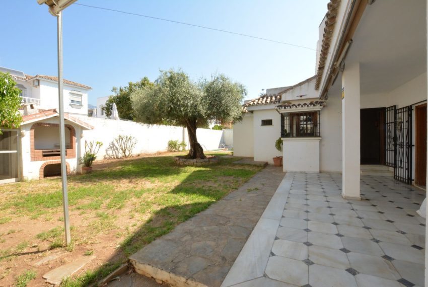 R5130559-Villa-For-Sale-Marbella-Detached-5-Beds-369-Built-9