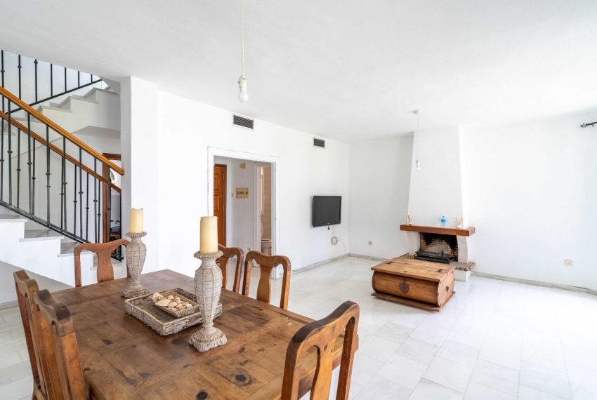 R5130940-Townhouse-For-Sale-Nueva-Andalucia-Terraced-3-Beds-129-Built-10
