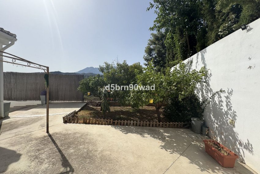 R5130982-Villa-For-Sale-Estepona-Detached-4-Beds-343-Built-11