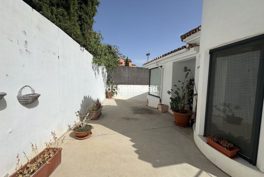 R5130982-Villa-For-Sale-Estepona-Detached-4-Beds-343-Built-13