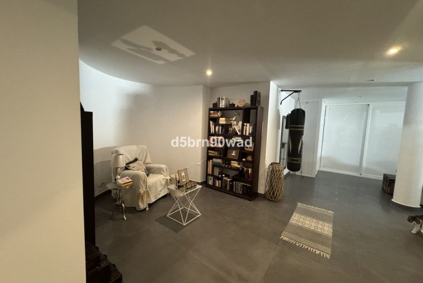 R5130982-Villa-For-Sale-Estepona-Detached-4-Beds-343-Built-19