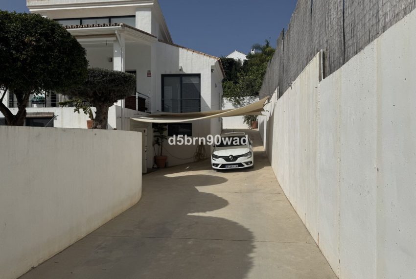 R5130982-Villa-For-Sale-Estepona-Detached-4-Beds-343-Built-9