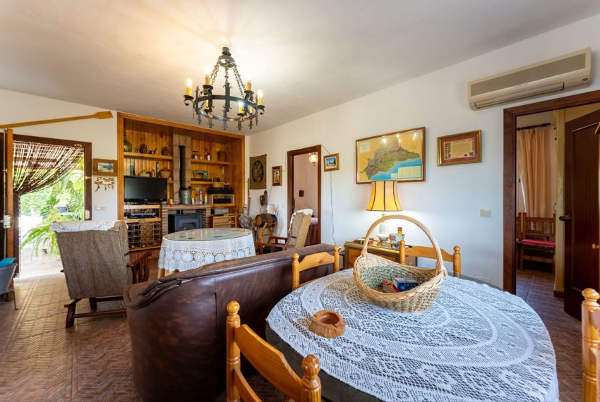 R5131069-Villa-For-Sale-Coin-Detached-4-Beds-327-Built-4