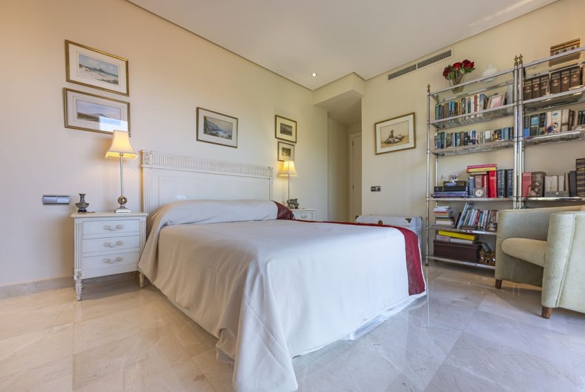 R5131510-Apartment-For-Sale-The-Golden-Mile-Penthouse-3-Beds-176-Built-19