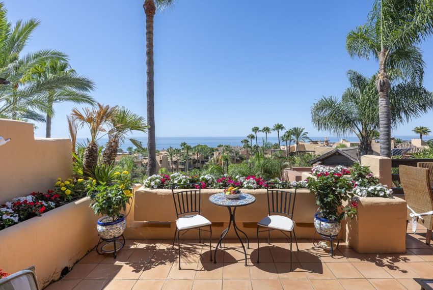 R5131510-Apartment-For-Sale-The-Golden-Mile-Penthouse-3-Beds-176-Built