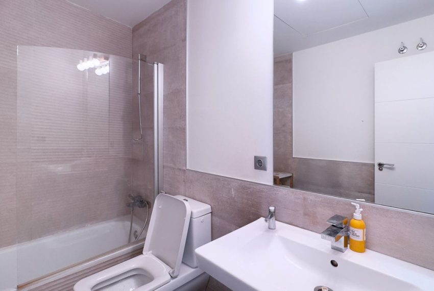 R5131687-Apartment-For-Sale-Nueva-Andalucia-Ground-Floor-3-Beds-133-Built-12