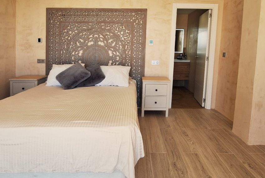 R5131834-Villa-For-Sale-Ojen-Detached-2-Beds-110-Built-11