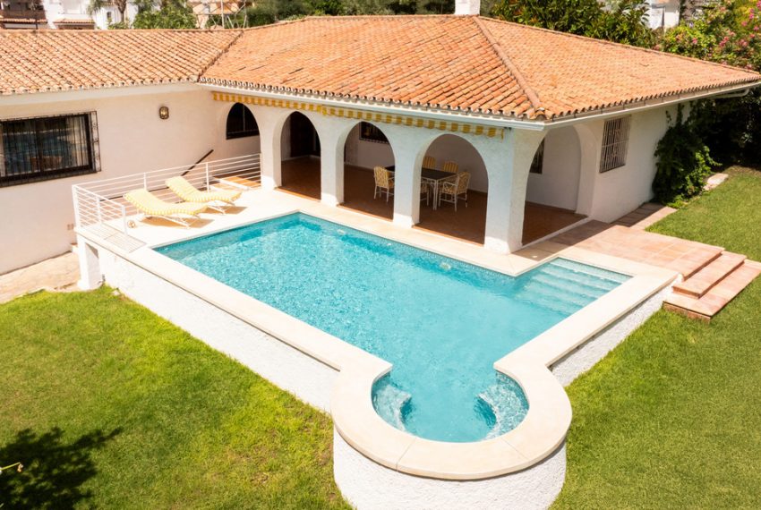 R5132158-Villa-For-Sale-San-Pedro-de-Alcantara-Detached-3-Beds-415-Built