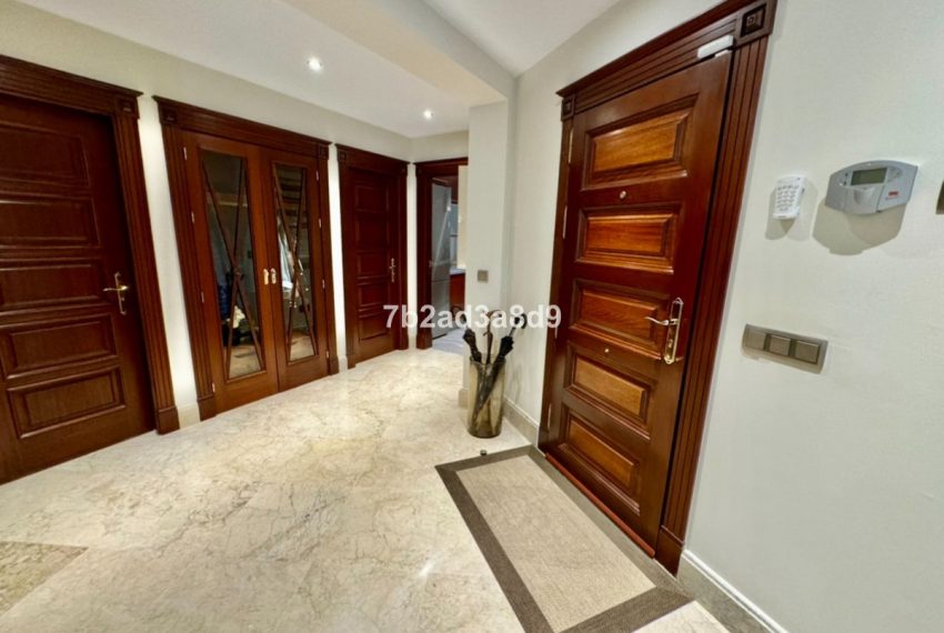 R5132605-Apartment-For-Sale-San-Pedro-de-Alcantara-Ground-Floor-3-Beds-231-Built-15