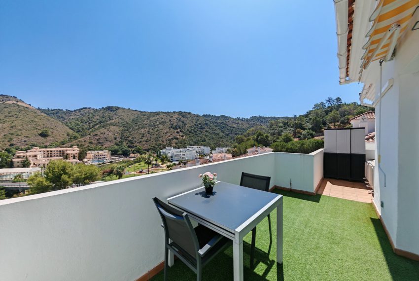 R5132665-Apartment-For-Sale-Benahavis-Penthouse-2-Beds-56-Built-2