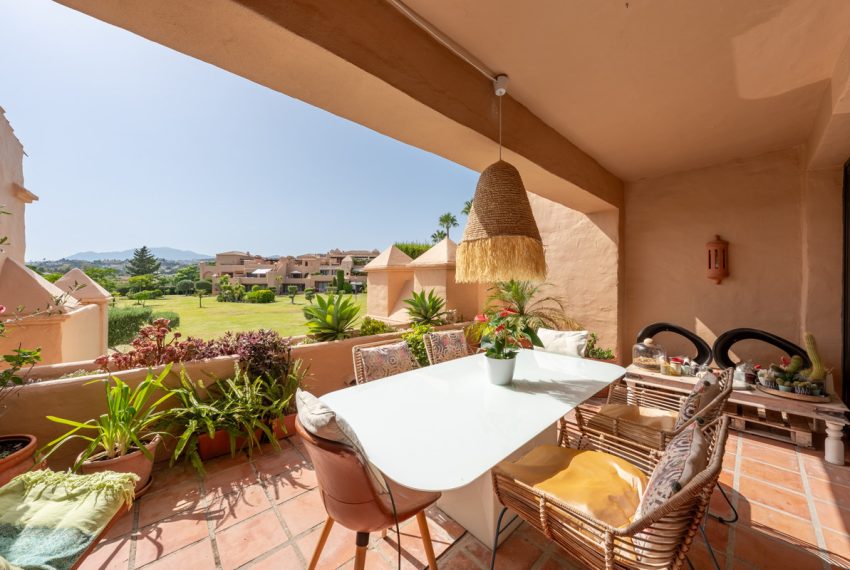 R5132797-Apartment-For-Sale-Estepona-Penthouse-3-Beds-303-Built
