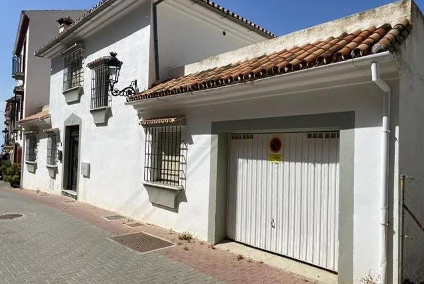 R5132815-Villa-For-Sale-Ojen-Detached-5-Beds-447-Built-2