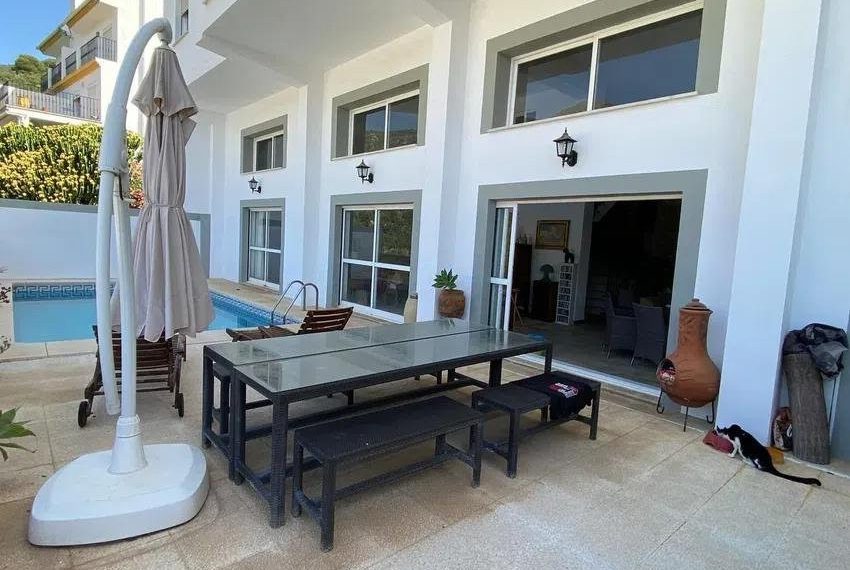 R5132815-Villa-For-Sale-Ojen-Detached-5-Beds-447-Built