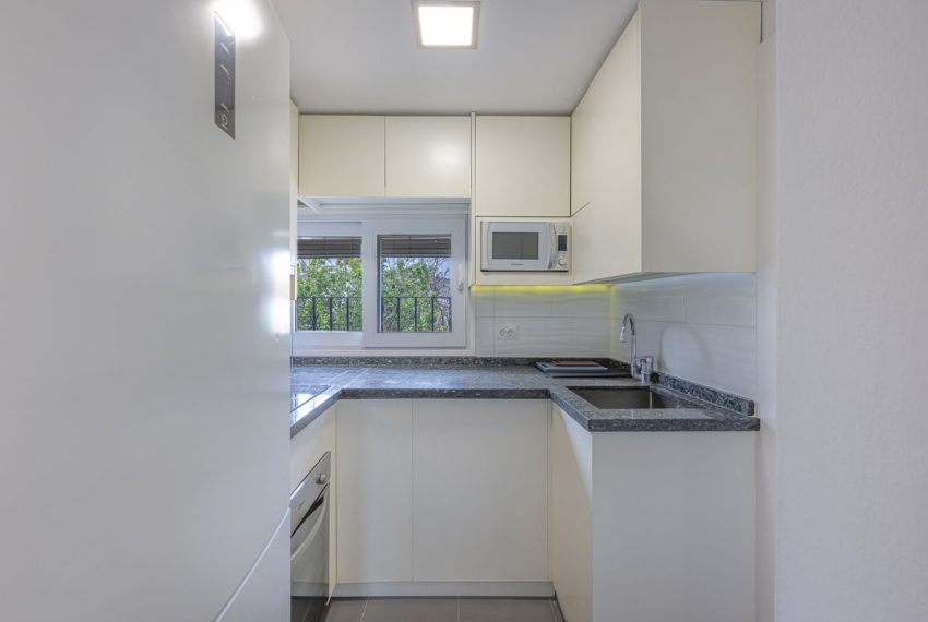 R5133385-Apartment-For-Sale-Estepona-Penthouse-2-Beds-50-Built-11