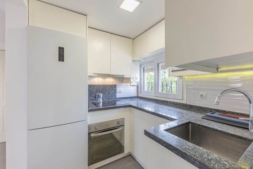 R5133385-Apartment-For-Sale-Estepona-Penthouse-2-Beds-50-Built-9