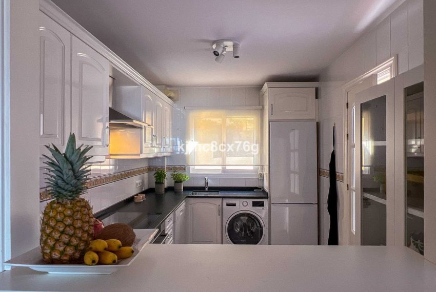 R5133442-Apartment-For-Sale-Calahonda-Penthouse-2-Beds-84-Built-2