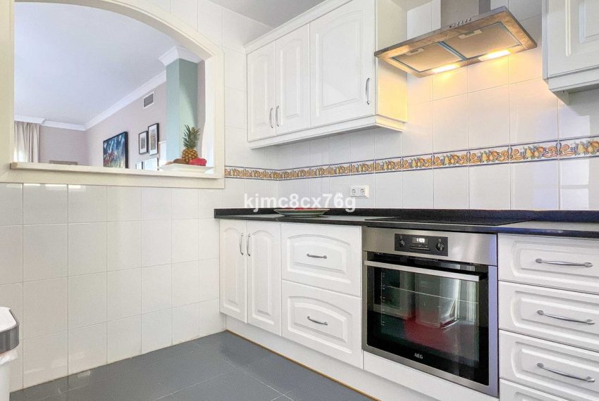 R5133442-Apartment-For-Sale-Calahonda-Penthouse-2-Beds-84-Built-4
