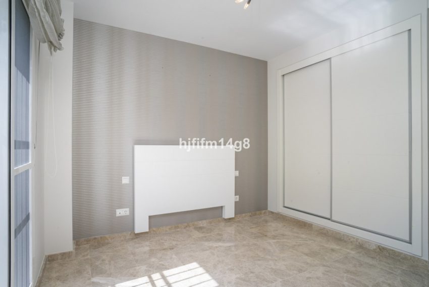 R5133631-Apartment-For-Sale-Nueva-Andalucia-Ground-Floor-2-Beds-85-Built-13