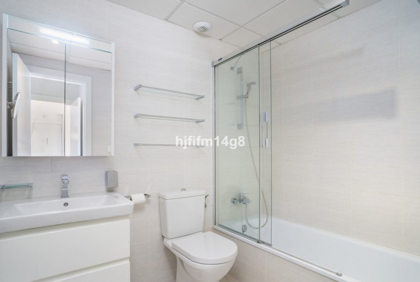 R5133631-Apartment-For-Sale-Nueva-Andalucia-Ground-Floor-2-Beds-85-Built-17