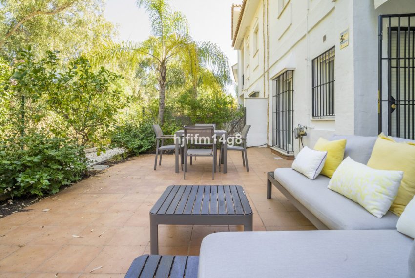 R5133631-Apartment-For-Sale-Nueva-Andalucia-Ground-Floor-2-Beds-85-Built-2