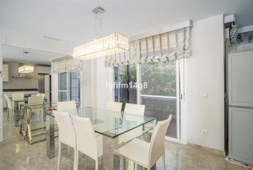 R5133631-Apartment-For-Sale-Nueva-Andalucia-Ground-Floor-2-Beds-85-Built-8