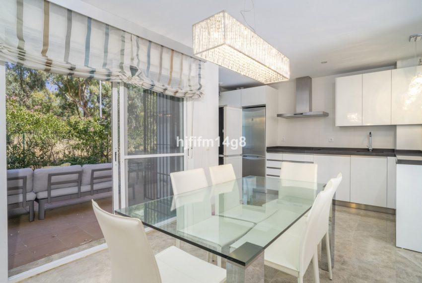 R5133631-Apartment-For-Sale-Nueva-Andalucia-Ground-Floor-2-Beds-85-Built-9