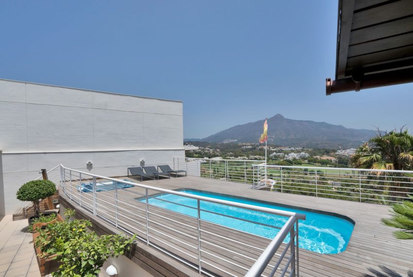 R5134141-Apartment-For-Sale-Nueva-Andalucia-Penthouse-3-Beds-276-Built