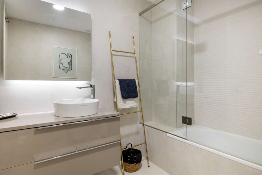 R5134540-Apartment-For-Sale-Estepona-Ground-Floor-3-Beds-119-Built-19
