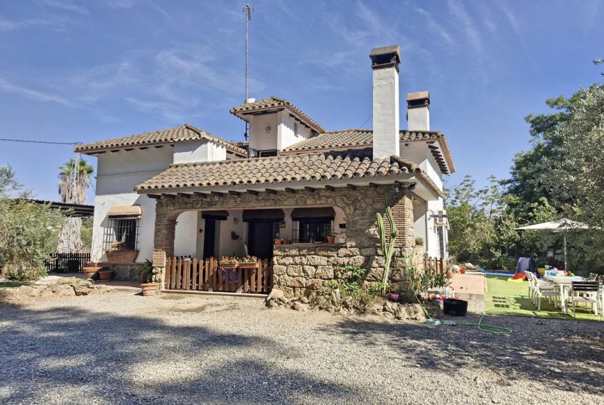 R5134597-Villa-For-Sale-Coin-Finca-4-Beds-132-Built