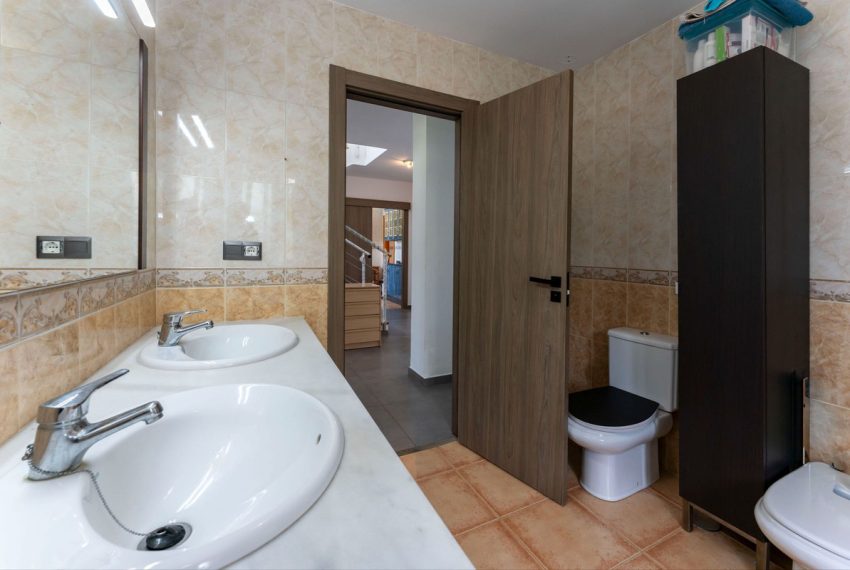R5134831-Villa-For-Sale-Coin-Detached-4-Beds-147-Built-15