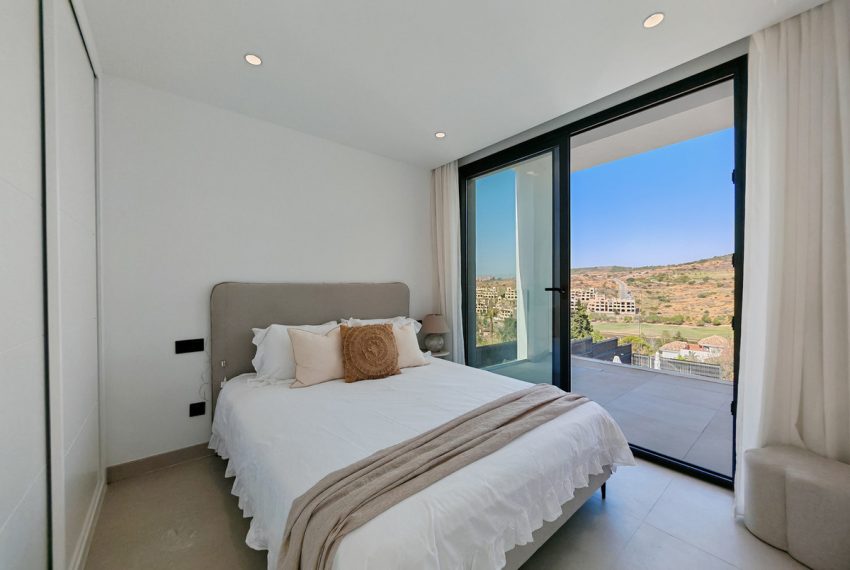 R5134837-Villa-For-Sale-Estepona-Detached-5-Beds-316-Built-18