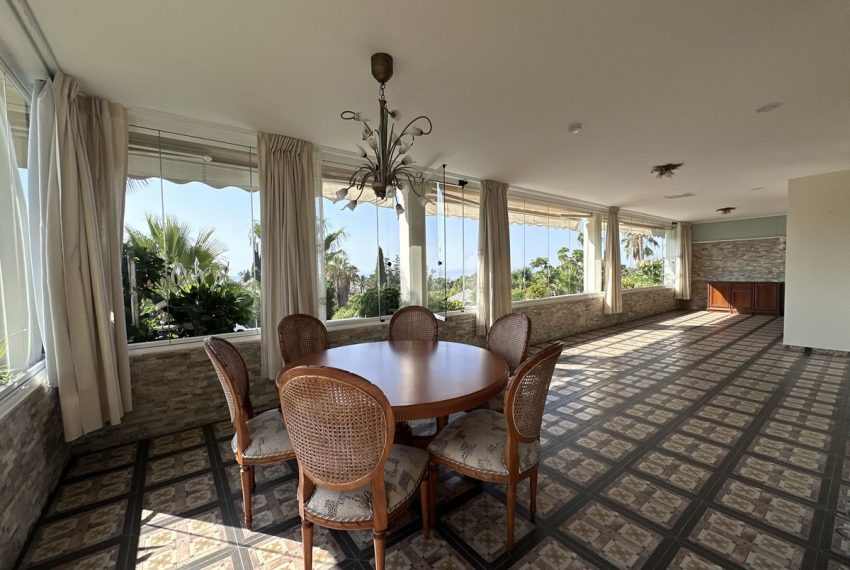 R5135290-Apartment-For-Sale-The-Golden-Mile-Middle-Floor-4-Beds-178-Built-3