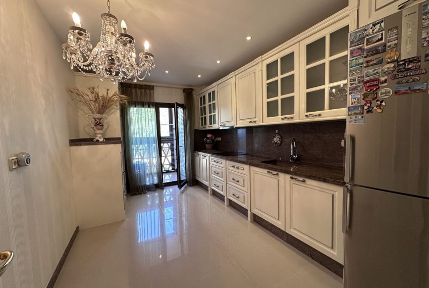 R5135290-Apartment-For-Sale-The-Golden-Mile-Middle-Floor-4-Beds-178-Built-6