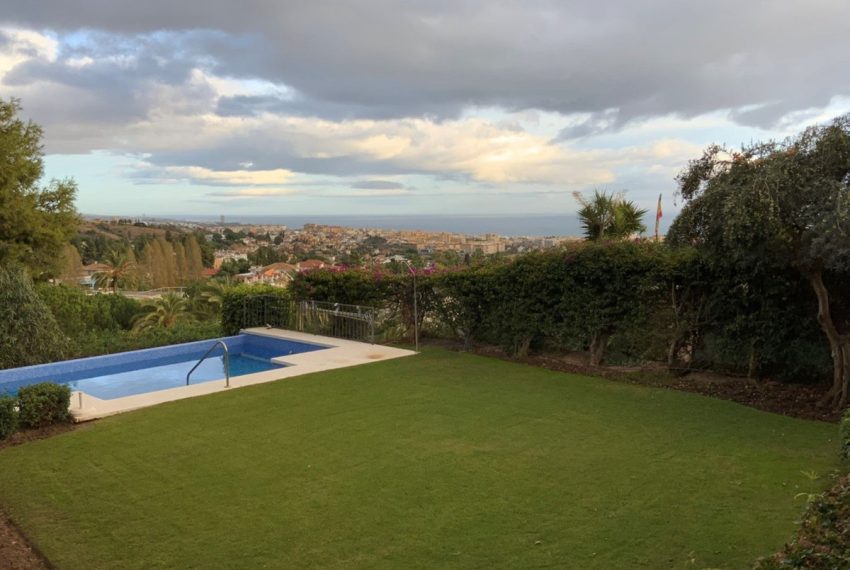 R5135377-Villa-For-Sale-Marbella-Detached-5-Beds-560-Built-1